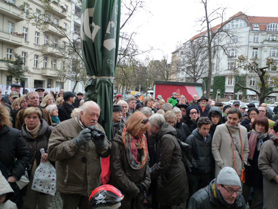 Zuhörer der Ansprachen - © Carsten Molis